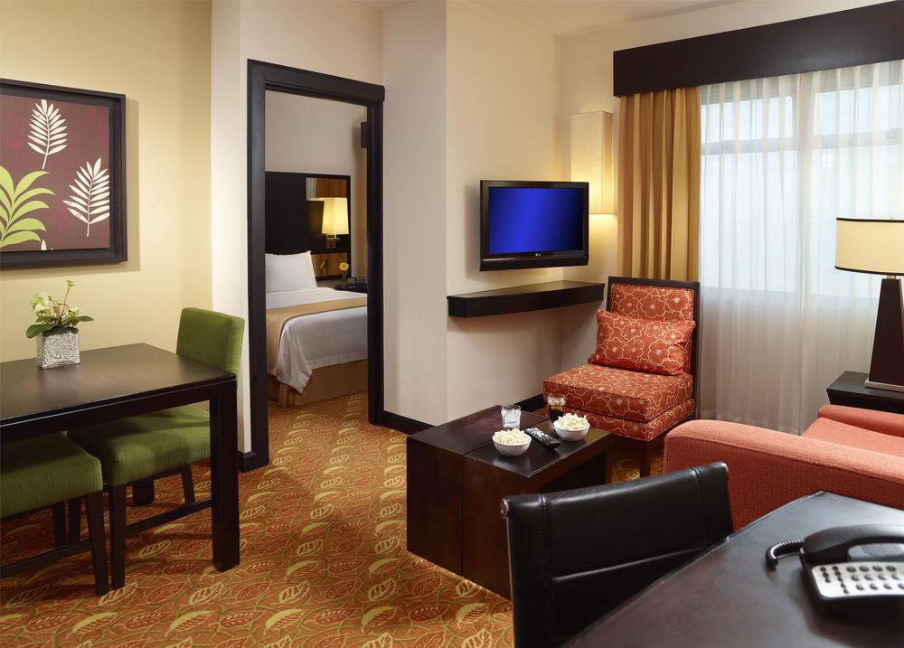 By Marriott Escazu Hotel San José