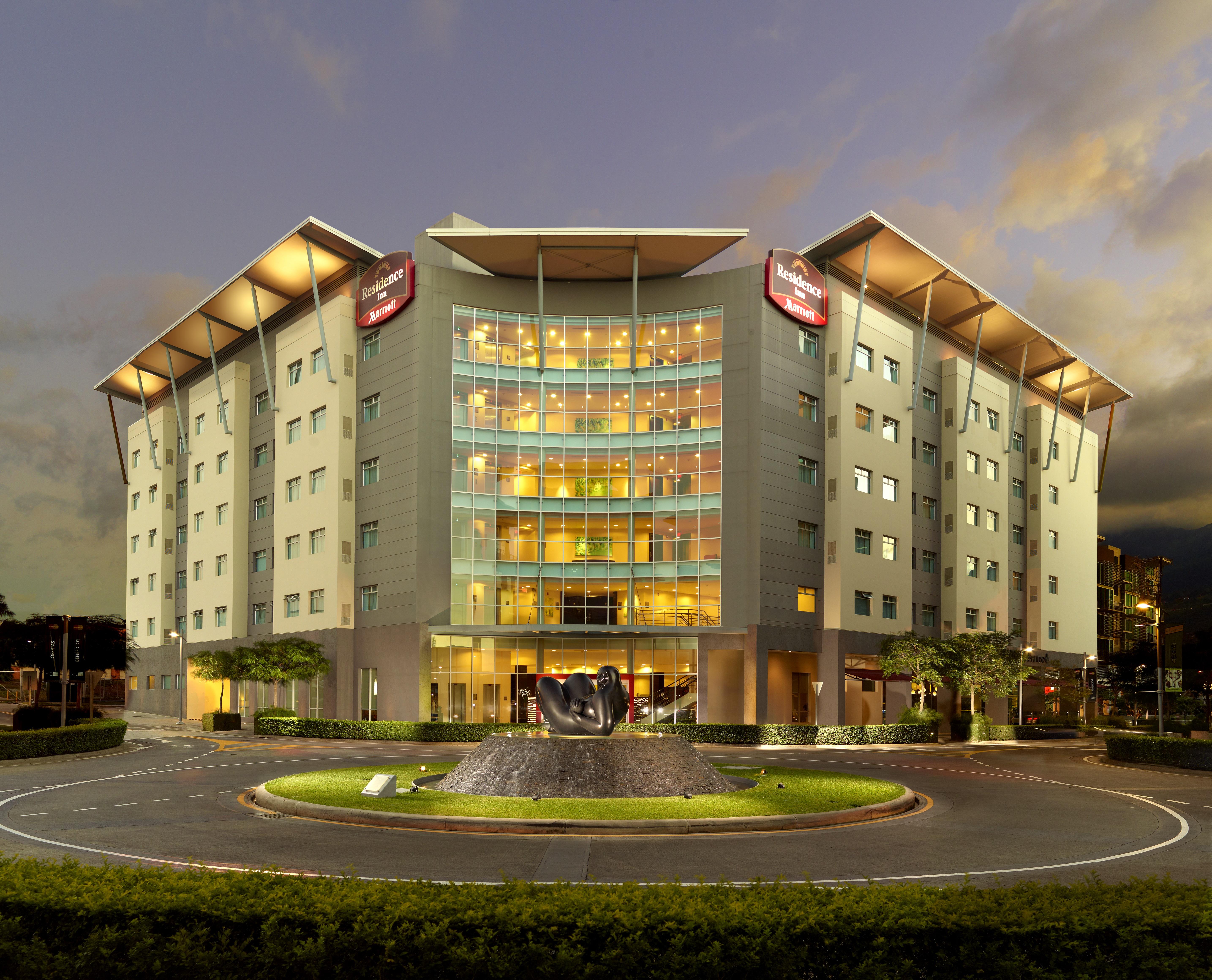 By Marriott Escazu Hotel San José